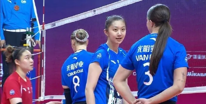 球速-排超四强：上海女排一枝独秀，江苏靠吴梦洁，山东北京都不稳定|山东队|北京女排|龚翔宇|山东女排|蔡斌_新浪体育_新浪新闻